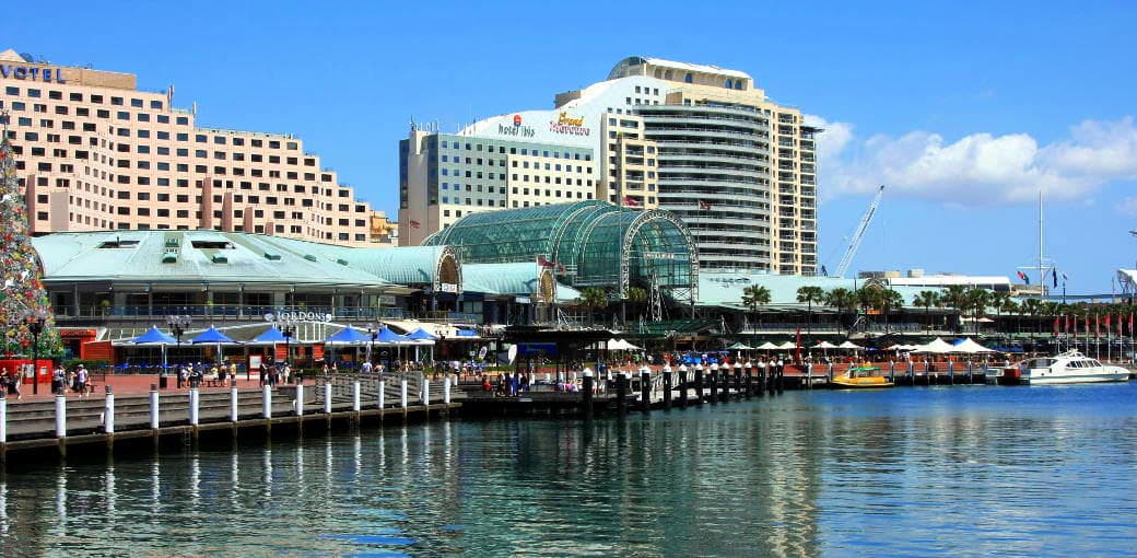 Harbourside Shopping Centre